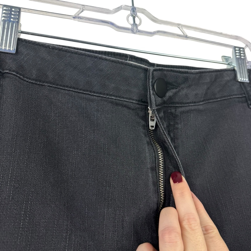 ELOQUII Washed Black Straight Jeans Stretch‎ Distressed Busted Knee Plus Size 24 - Picture 5 of 15